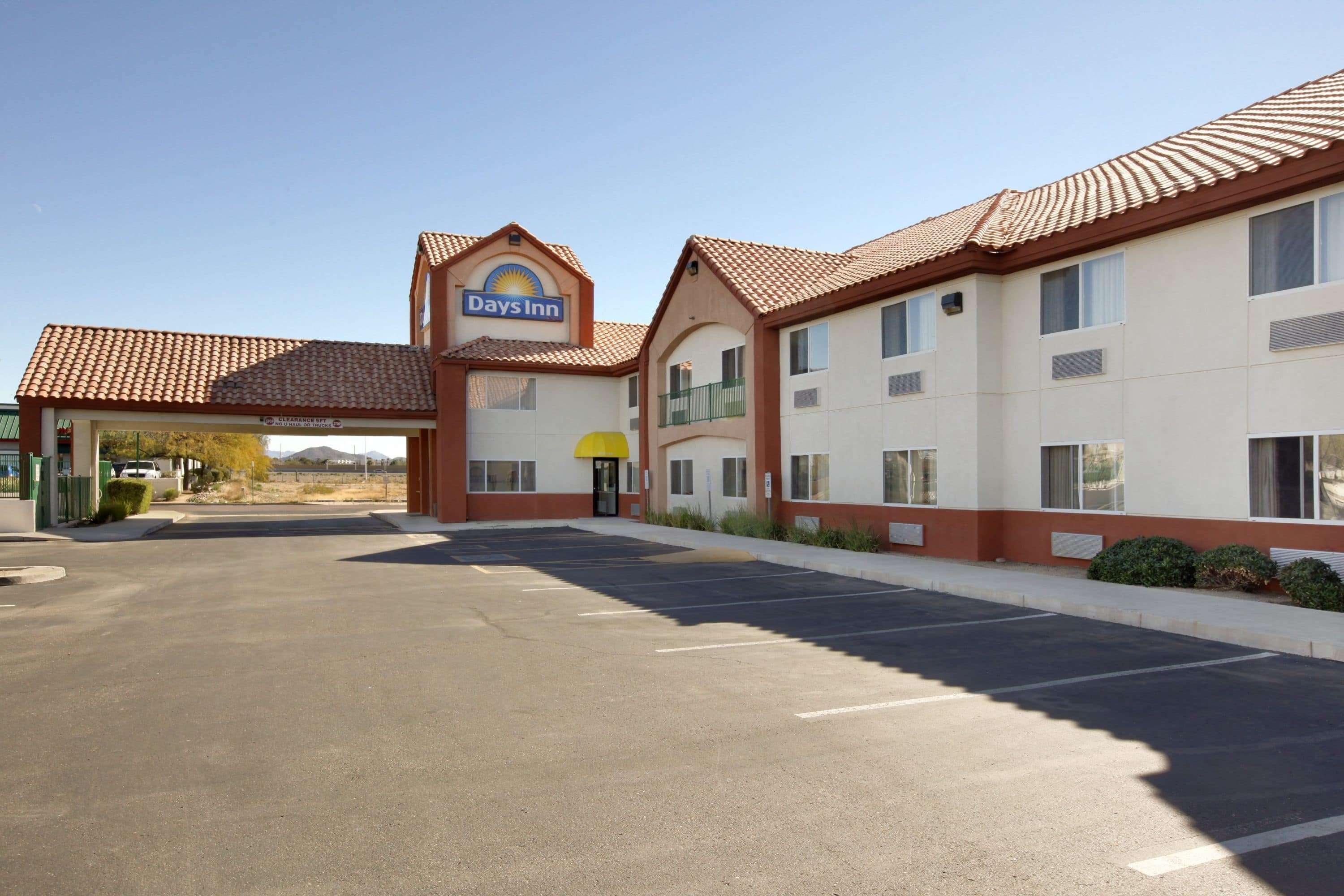 Days Inn By Wyndham Phoenix North Экстерьер фото